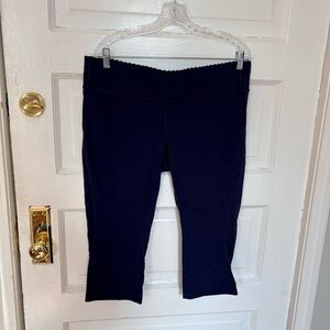 Navy scallop NB leggings
